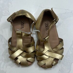 Toddle Girl Zara sandals